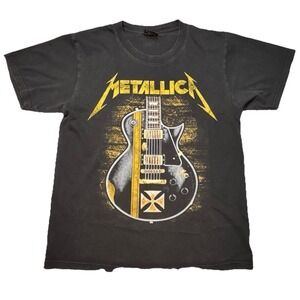 Metallica Guitar Graphic Band T Shirt Medium Rock Of The T Shirts Black